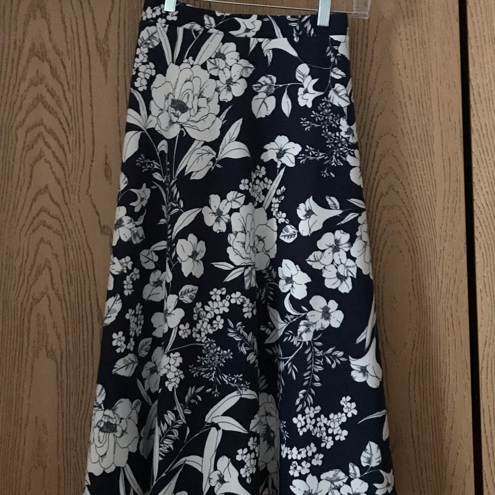 Roz $ Ali a-line swing skirt